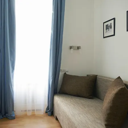 Apartament Louisa *